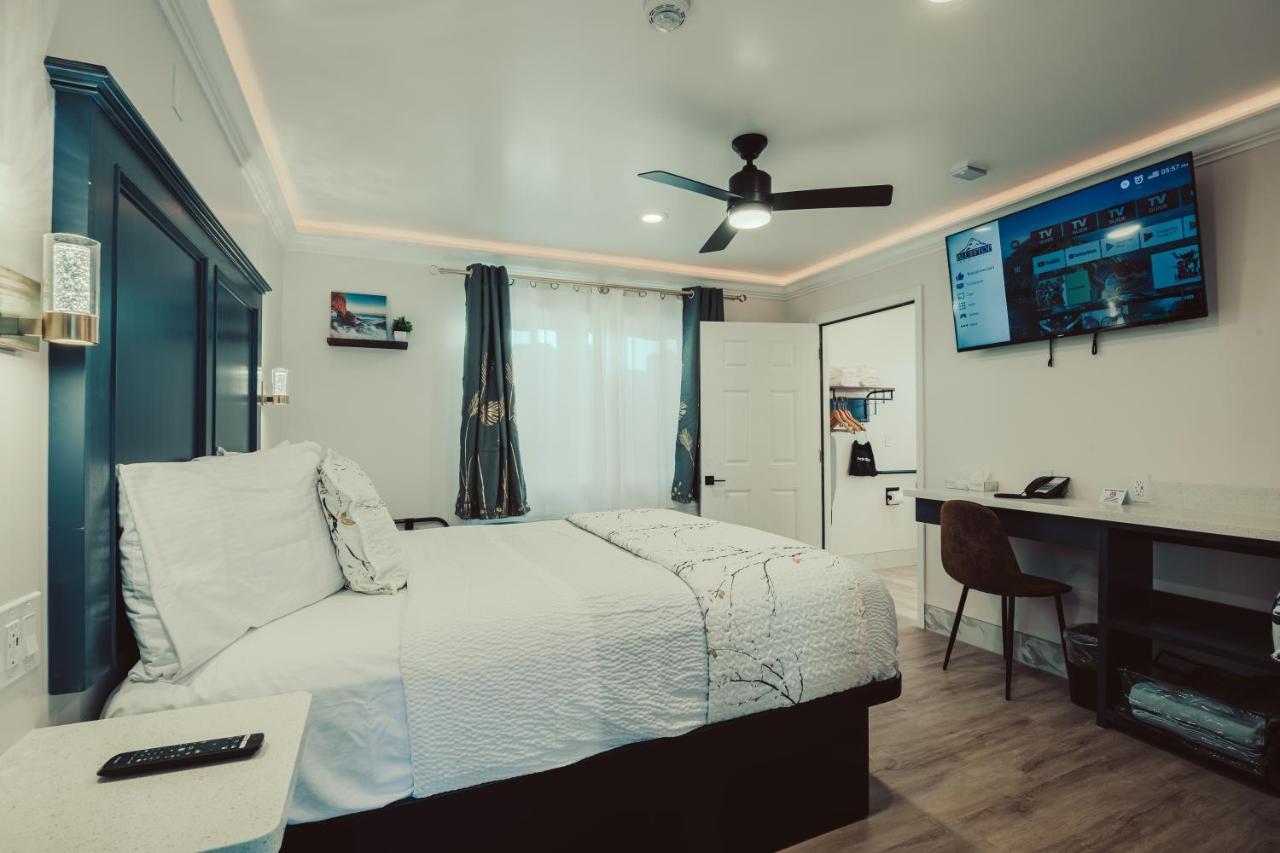 Blufftop Inn & Suites - Wharf/Restaurant District 모로베이 외부 사진