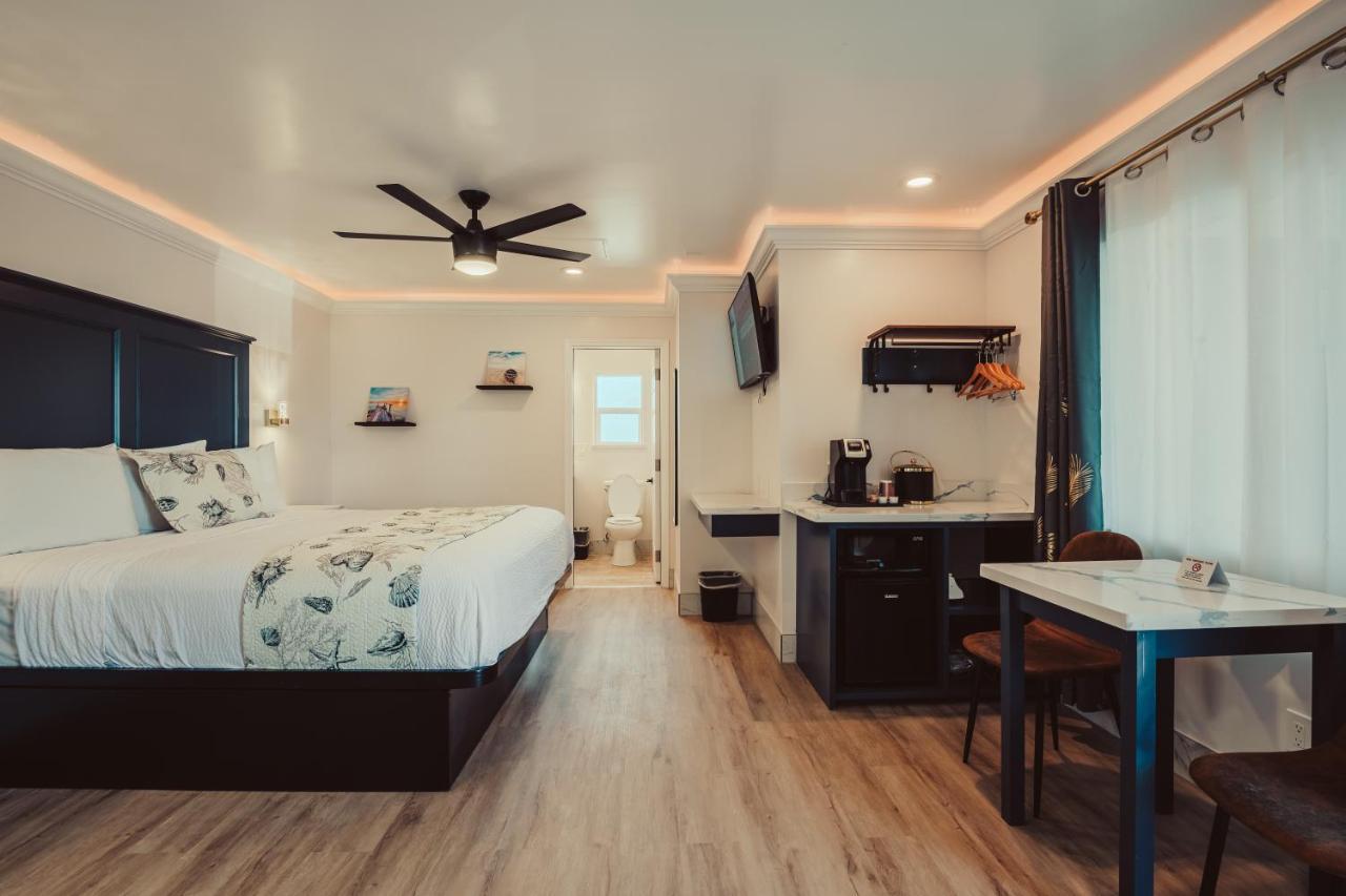 Blufftop Inn & Suites - Wharf/Restaurant District 모로베이 외부 사진