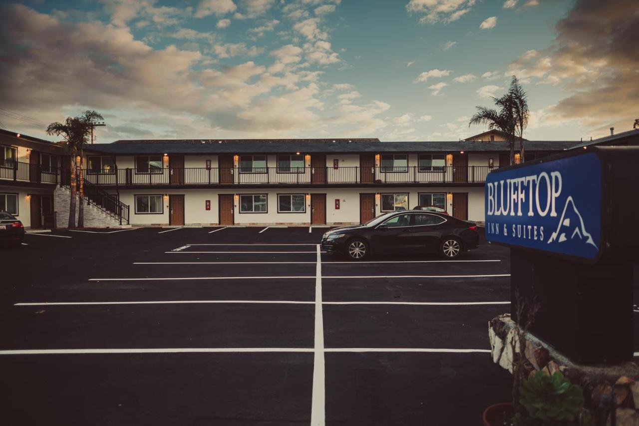 Blufftop Inn & Suites - Wharf/Restaurant District 모로베이 외부 사진