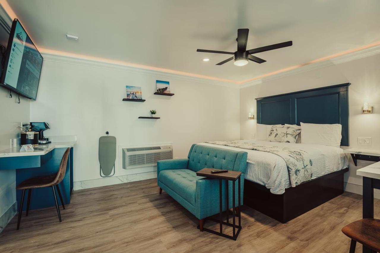 Blufftop Inn & Suites - Wharf/Restaurant District 모로베이 외부 사진