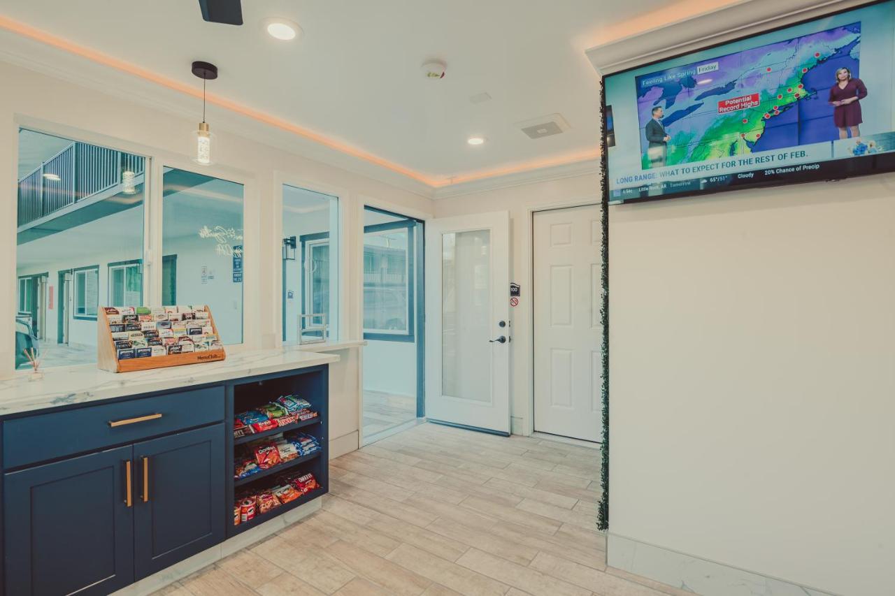 Blufftop Inn & Suites - Wharf/Restaurant District 모로베이 외부 사진